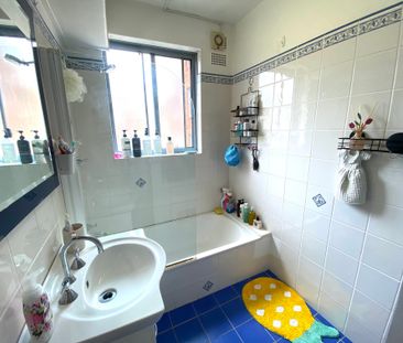 Meadowbank - Photo 1