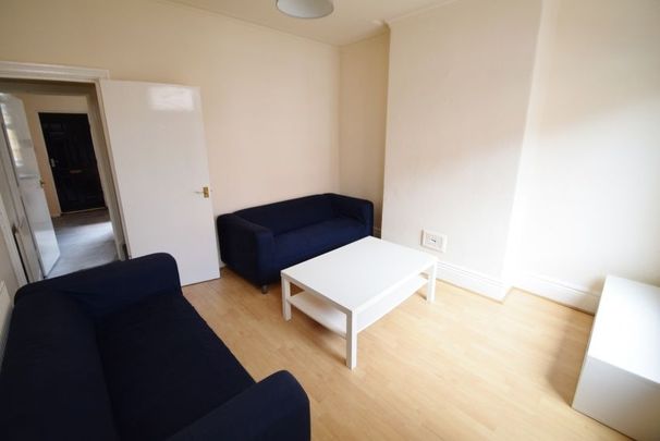 4 bedroom house share to rent - Photo 1