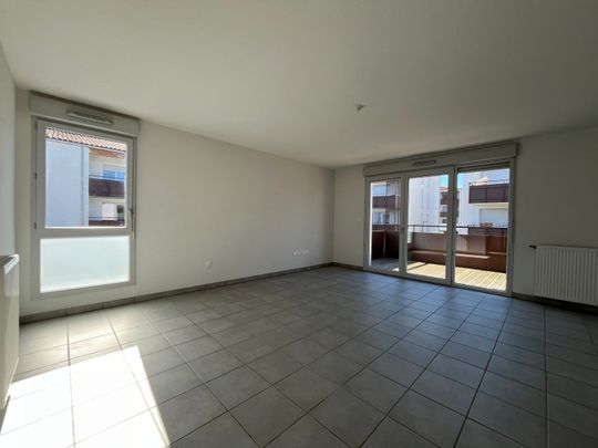 Location Appartement 3 pièces 66m² FROUZINS 31270 - Photo 1