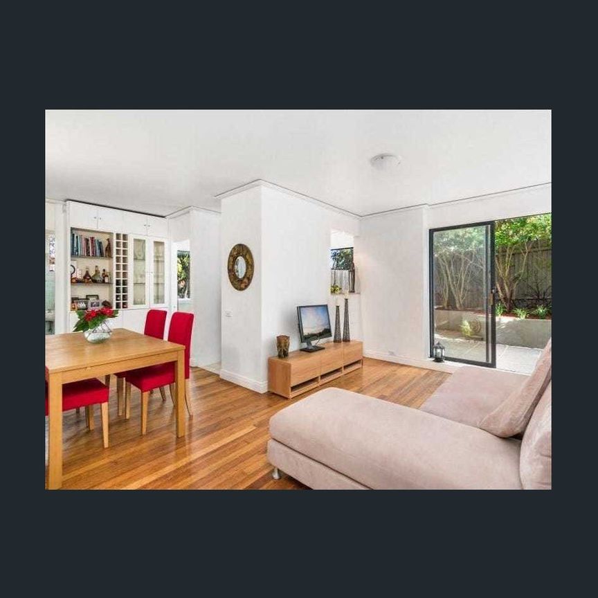 Holding Deposit Received - Photo 1