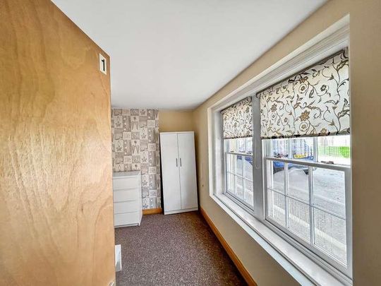 All Saints, King's Lynn, PE30 - Photo 1