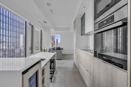 For Lease - 11 Yorkville Avenue Unit# 2709, Toronto, Ontario - Photo 5