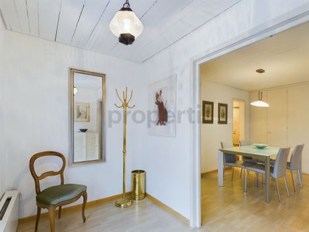 Stilvolle möblierte Wohnung mit wöchentlicher Reinigung an Toplage in Birmensdorf / charming, fully furnished apartment with weekly cleaning and breathtaking view - Photo 3