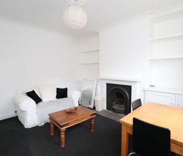 2 bedroom house to rent - Photo 2