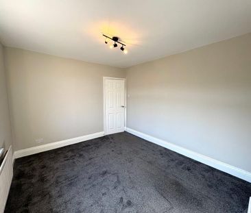 1 bedroom semi-detached house to rent - Photo 6