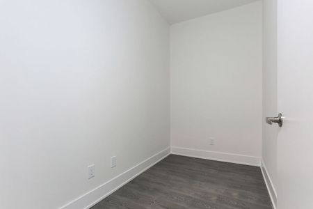 For Lease - 188 Fairview Mall Drive Unit# 1710, Toronto, Ontario - Photo 3