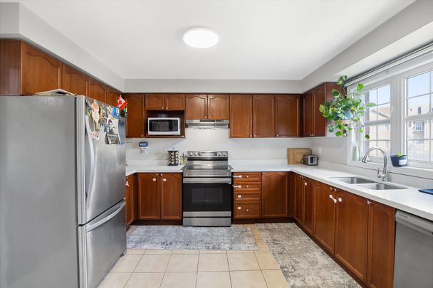 For Lease - 72 Huxtable Lane, Toronto, Ontario - Photo 1