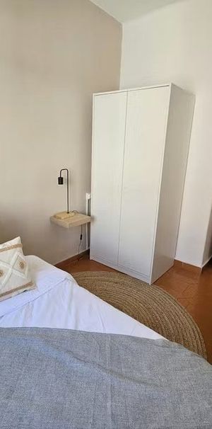 Carrer de Jaca, Valencia, Valencian Community 46010 - Photo 1