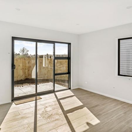 Preston Road Living! - Photo 2