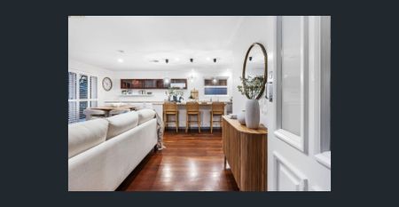 Fabulous Family Home in Prime Nedlands Location - Photo 2