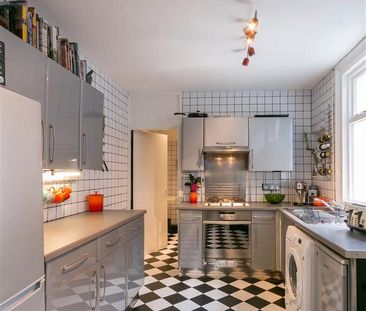 2 bedroom flat to rent - Photo 5