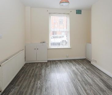 16 Eccles Street, Belfast, BT13 3GS - Photo 2