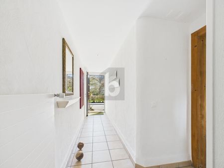 FRISCH RENOVIERT MIT GARTENSITZPLATZ! - Photo 3