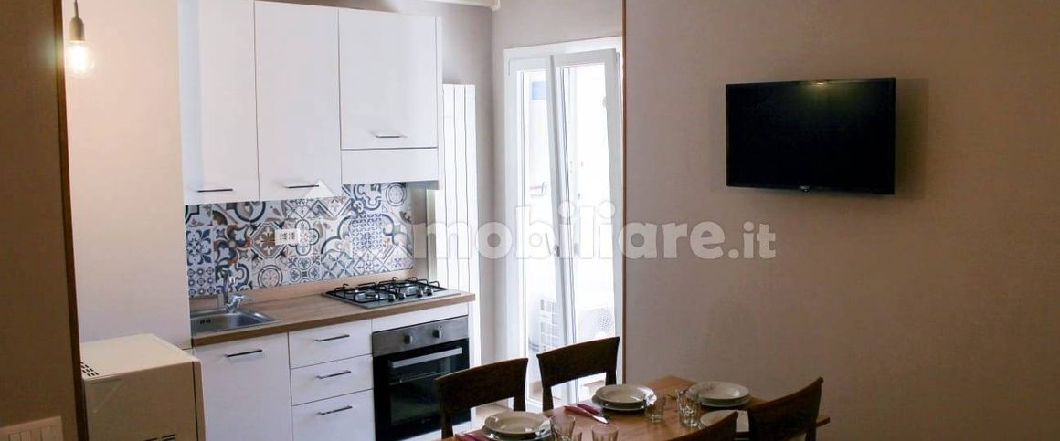 Trilocale via Genova 38, Marina di Carrara, Carrara - Photo 1