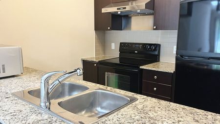 For Lease - 310 Village Green Square Unit# 11, Toronto, Ontario - Photo 3