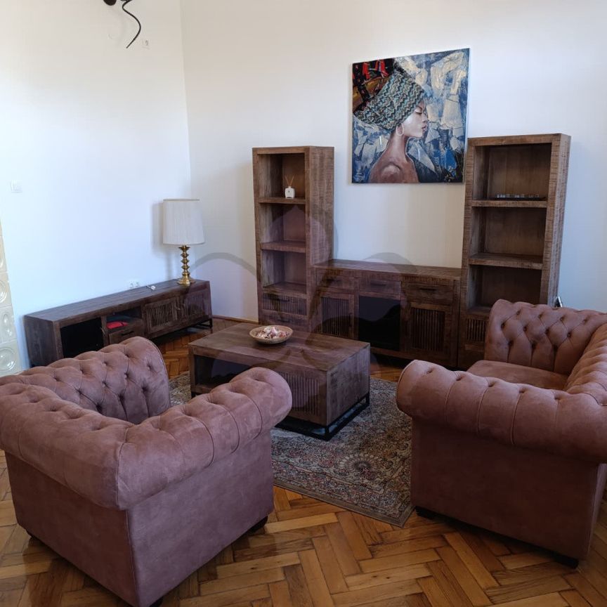Homey flat for 2 close to tramline - Photo 1
