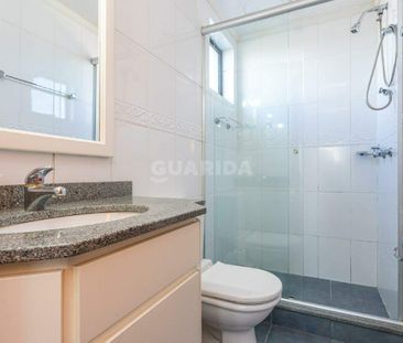 Apartamento de 2 dormitórios, mobiliado com sacada, churrasqueira, ... - Photo 5