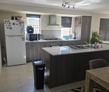 Ellenbrook - Photo 1