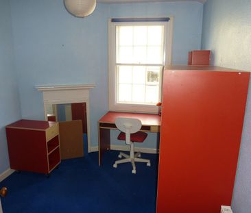 Property to let in St Andrews - Photo 4