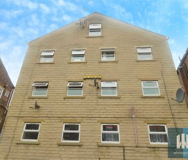 Back Lord Street, Halifax, West Yorkshire, HX1 - Photo 2