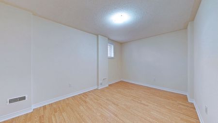 For Lease - 5 Military Court Unit# BSMT, Richmond Hill, Ontario - Photo 3