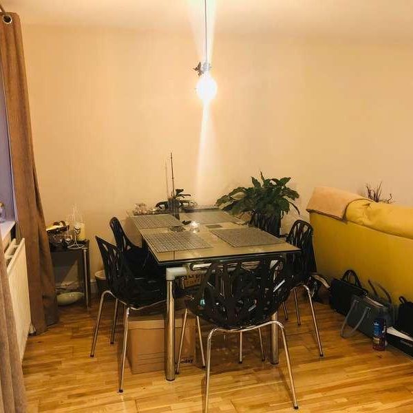 Milner Road, Caterham, Surrey, CR3 - Photo 1