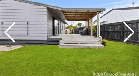 Charming 3BR Home in Rotorua - Photo 4