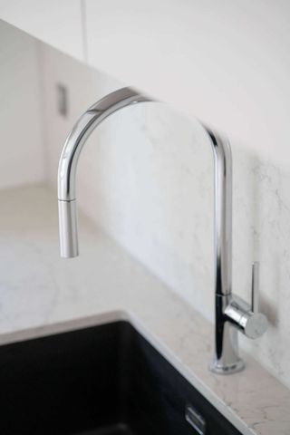 Moderne 4.5-Zimmer-Wohnung in Grenchen mit grossem Balkon - Photo 3