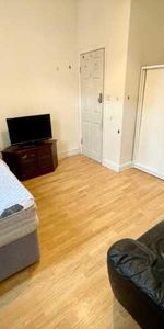 House share to rent - Photo 3