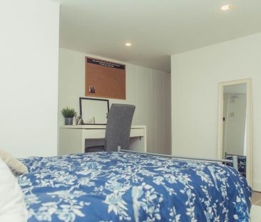 4 bedroom terraced house to rent - Photo 6