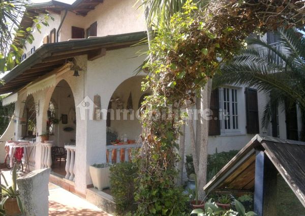 Villa a schiera via Bregoscia, 29, Marina Verde, Renella, Montignoso