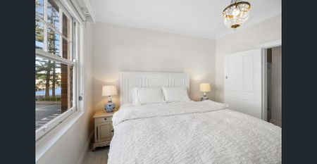 Coastal Hamptons Dream in the Heart of Manly – Including Furnishings & Utilities - Photo 2