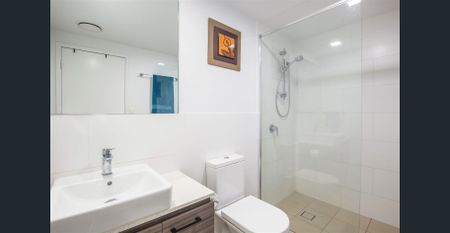 Modern 2 bedroom apartment - Photo 5