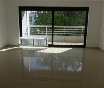 Schönes WOHNEN/HOMEOFFICE in Rhein Nähe mit großem sonnigen Balkon! - Photo 1