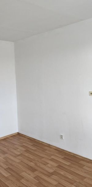 Pronájem bytu 1+1 37 m² - Photo 1