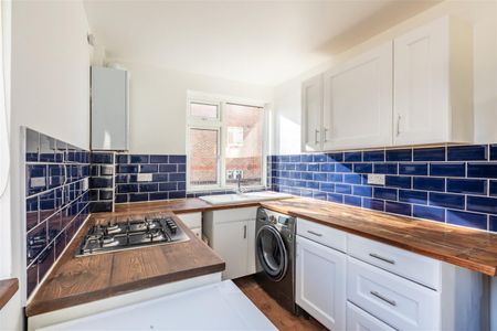 Palmeira Avenue, Hove - Photo 5