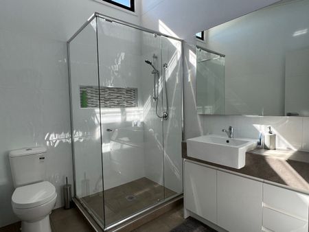 MODERN FARM LIVING - Photo 5