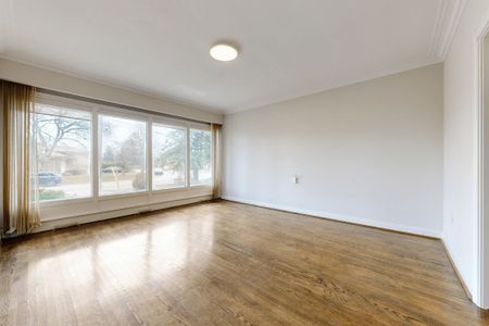For Lease - 5 Morewood Crescent, Toronto, Ontario - Photo 3