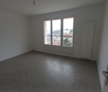 Location Appartement 2 pièces 47m² - Photo 1