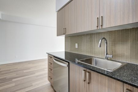 For Lease - 1603 Eglinton Avenue Unit# 309, Toronto, Ontario - Photo 4