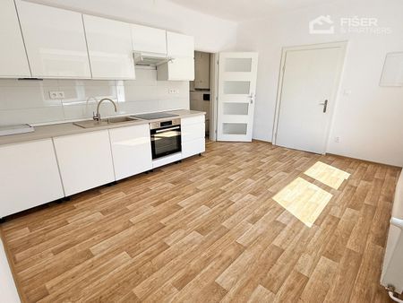Pronájem bytu 1+1 39 m² - Photo 2