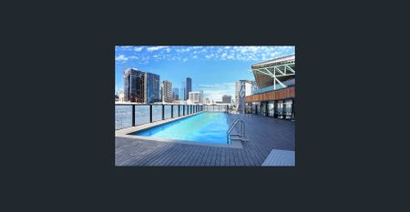 Modern 2b2b 1 Car parking Apartment in Docklands - Photo 4