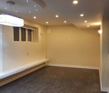 For Lease - 209 Kentland Street, Markham, Ontario - Photo 2