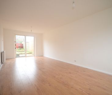 3 bedroom end of terrace house to rent - Photo 1