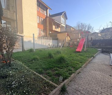 Spacieux 4,5 pièces entièrement rénové avec grand balcon et jardin ... - Foto 2