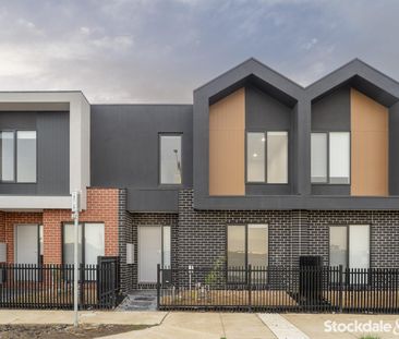 Brand New 4-Bedroom Townhouse ! - Photo 3