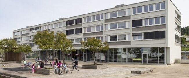 Be flexible and live on a budget - Photo 1