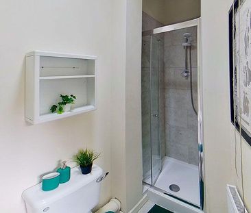 7 bedroom maisonette to rent - Photo 3