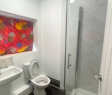 Osbaldwick Lane, YORK - Photo 4