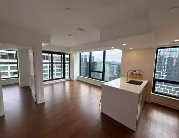 Ottawa Centertown / Downtown Apartment (Condo) for Rent | 340 Queen Street, Ottawa - Photo 1